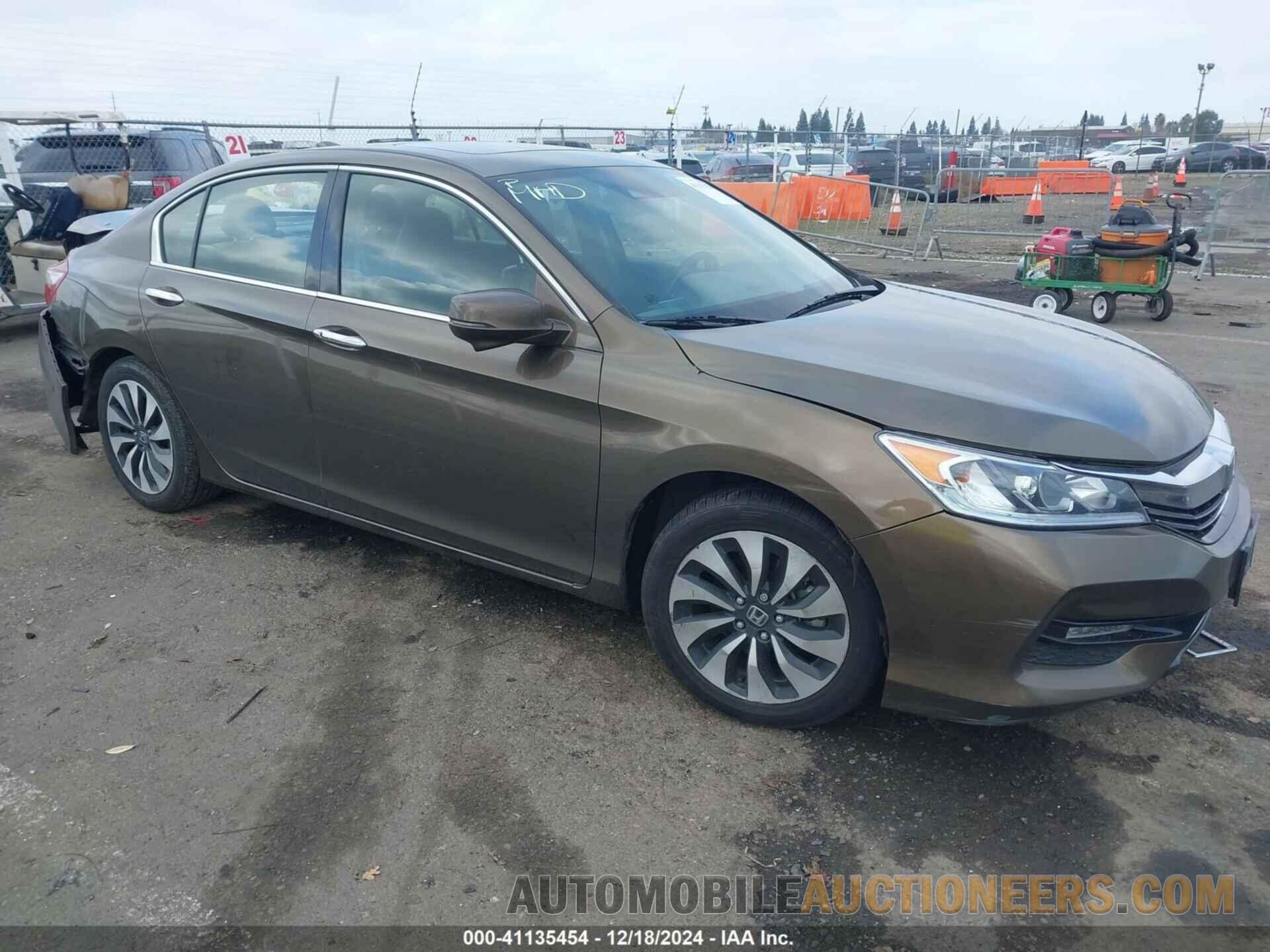 JHMCR6F58HC022913 HONDA ACCORD HYBRID 2017