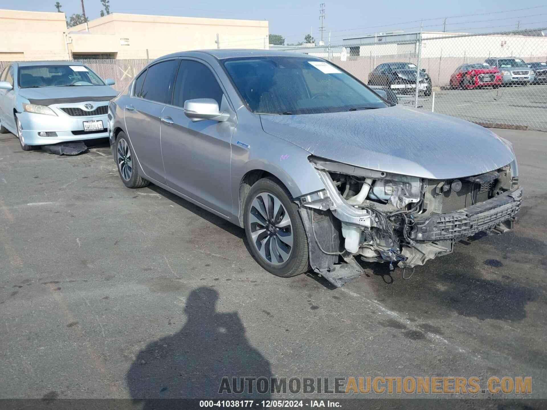 JHMCR6F5XHC024937 HONDA ACCORD HYBRID 2017