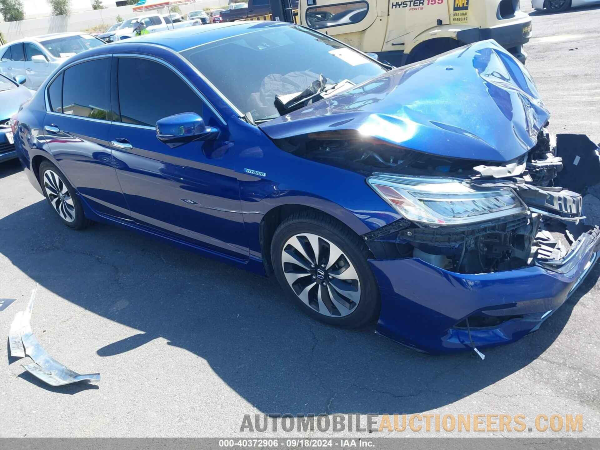 JHMCR6F76HC000815 HONDA ACCORD HYBRID 2017