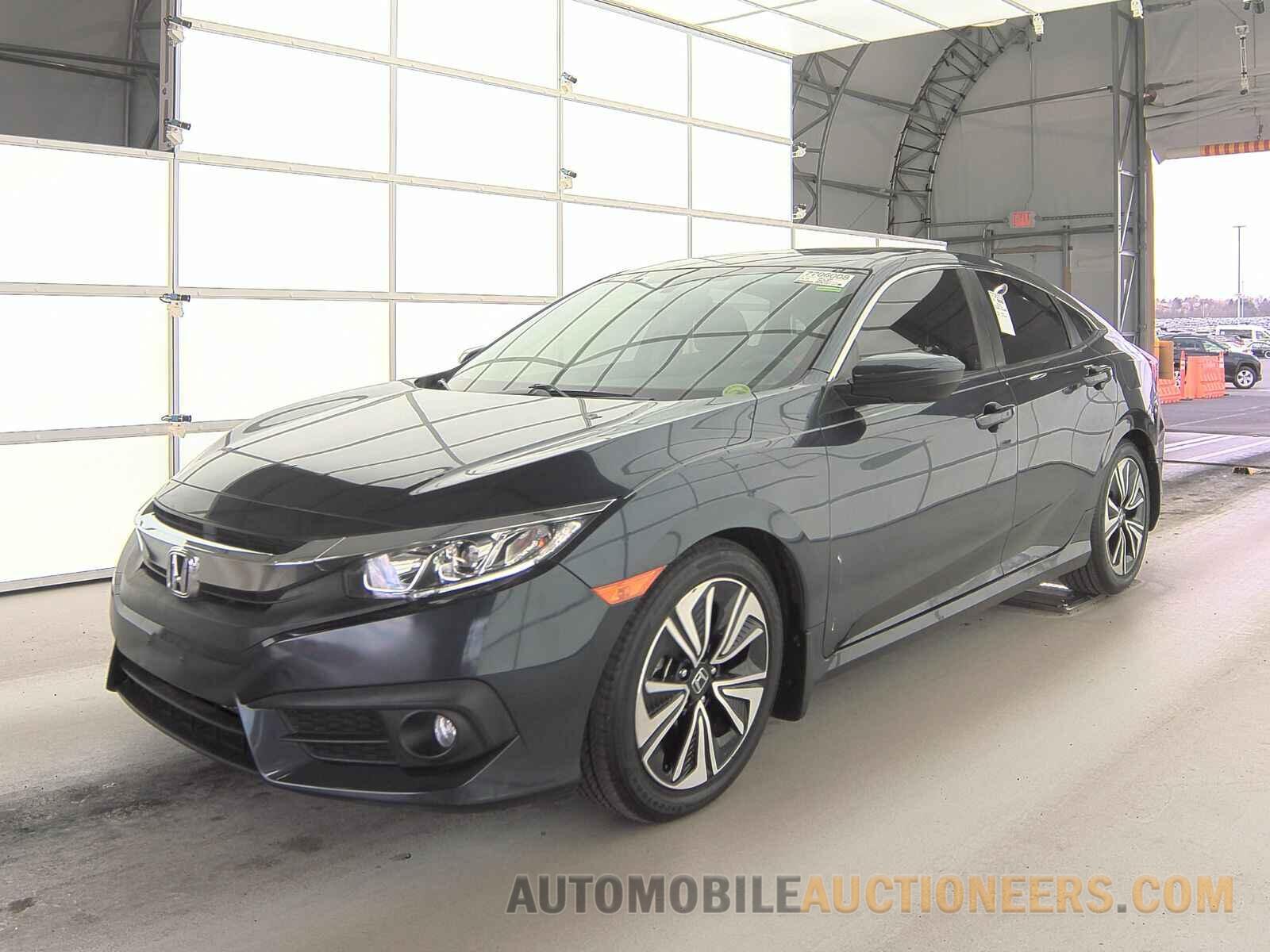 JHMFC1F30JX009300 Honda Civic Sedan 2018