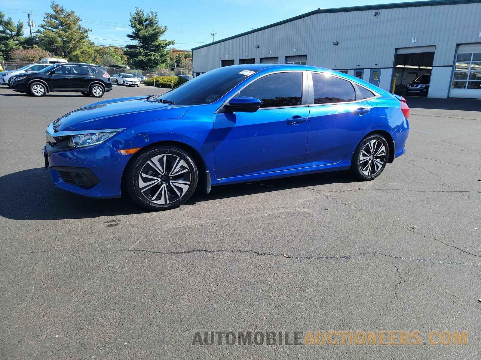 JHMFC1F35JX001659 Honda Civic Sedan 2018