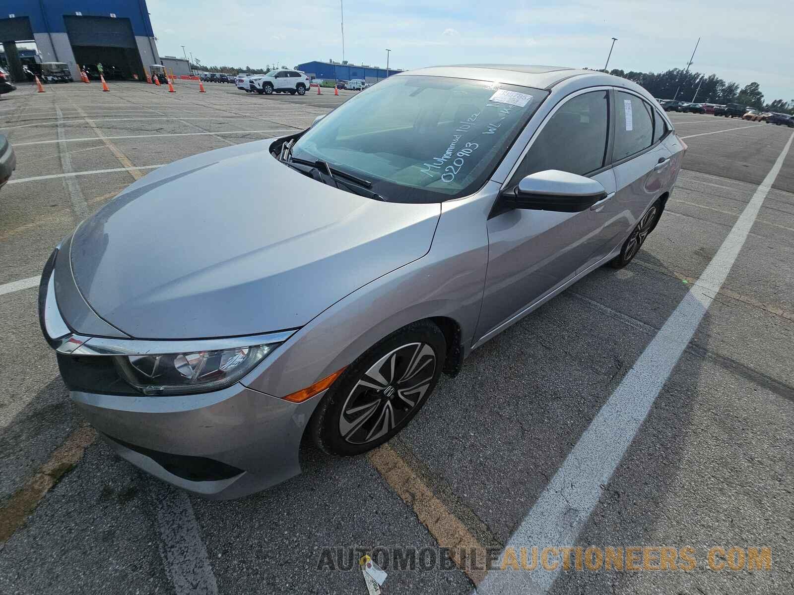 JHMFC1F38JX020903 Honda Civic Sedan 2018