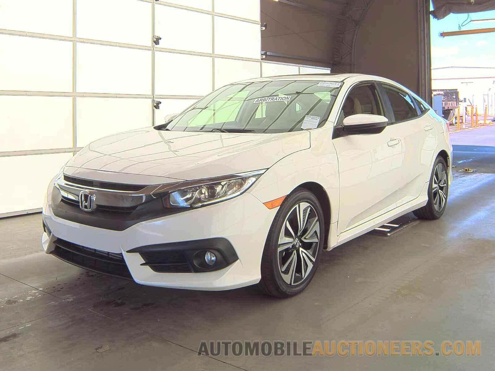 JHMFC1F74JX001896 Honda Civic Sedan 2018