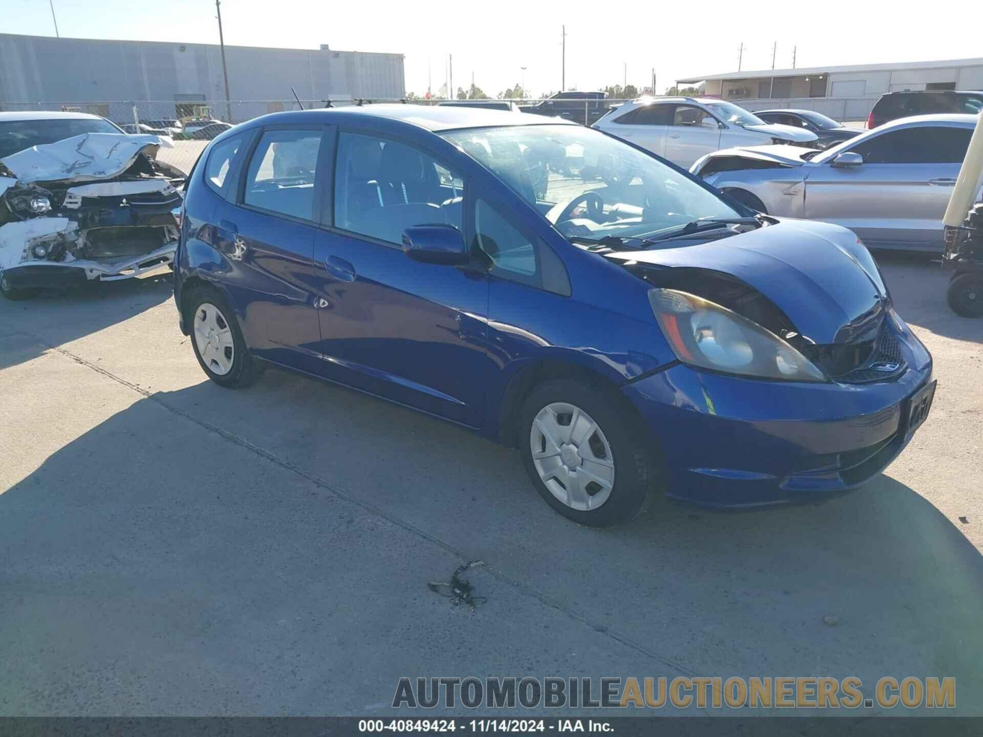 JHMGE8G30DC076898 HONDA FIT 2013