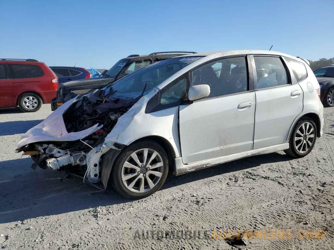 JHMGE8G54DC064268 HONDA FIT 2013