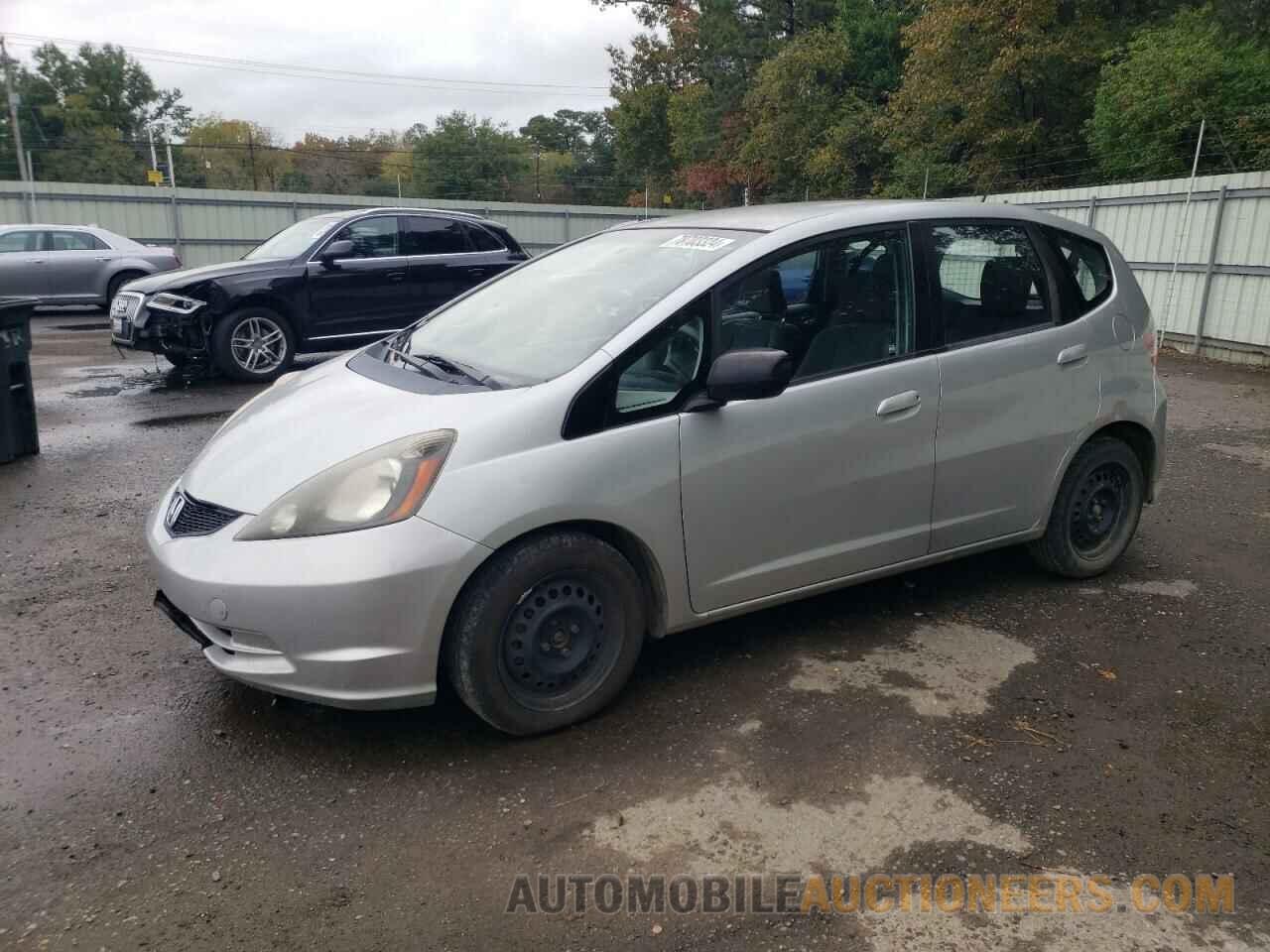 JHMGE8H30BS004004 HONDA FIT 2011