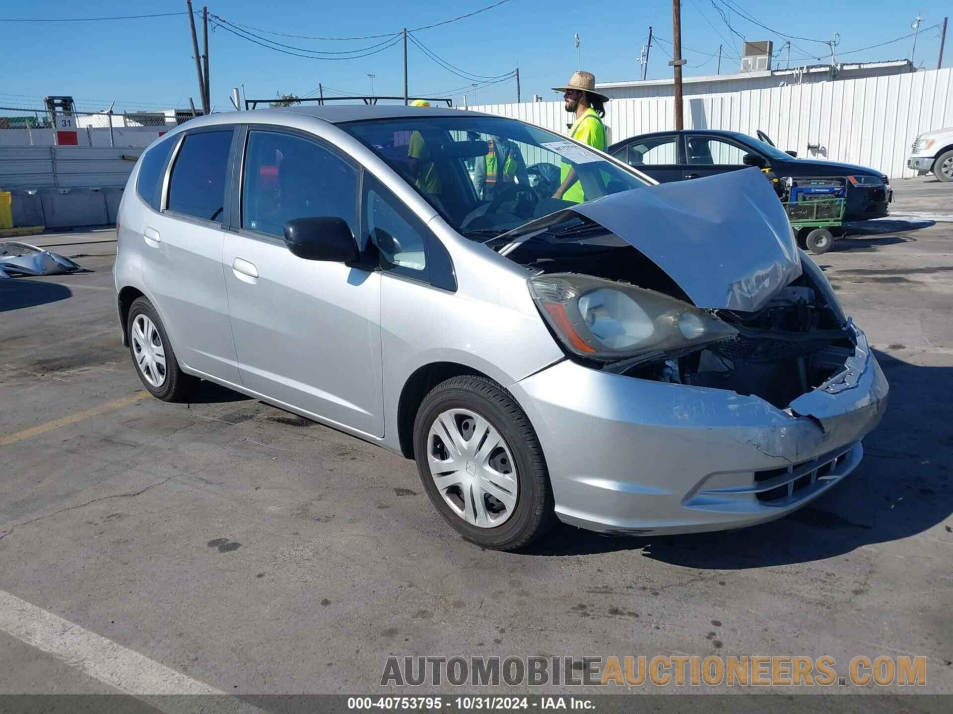 JHMGE8H31BS002729 HONDA FIT 2011