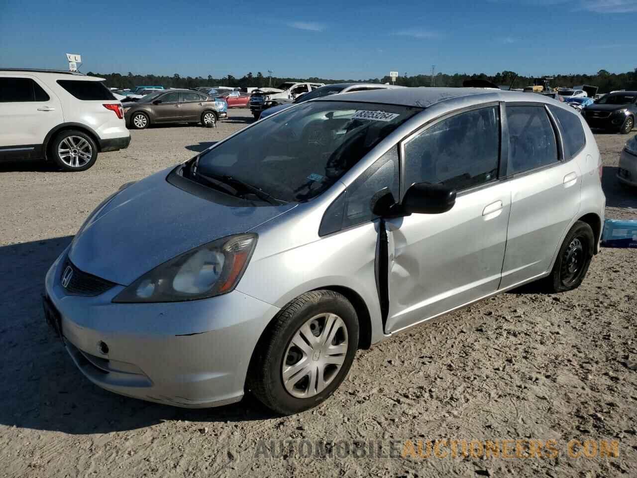 JHMGE8H33BS003042 HONDA FIT 2011