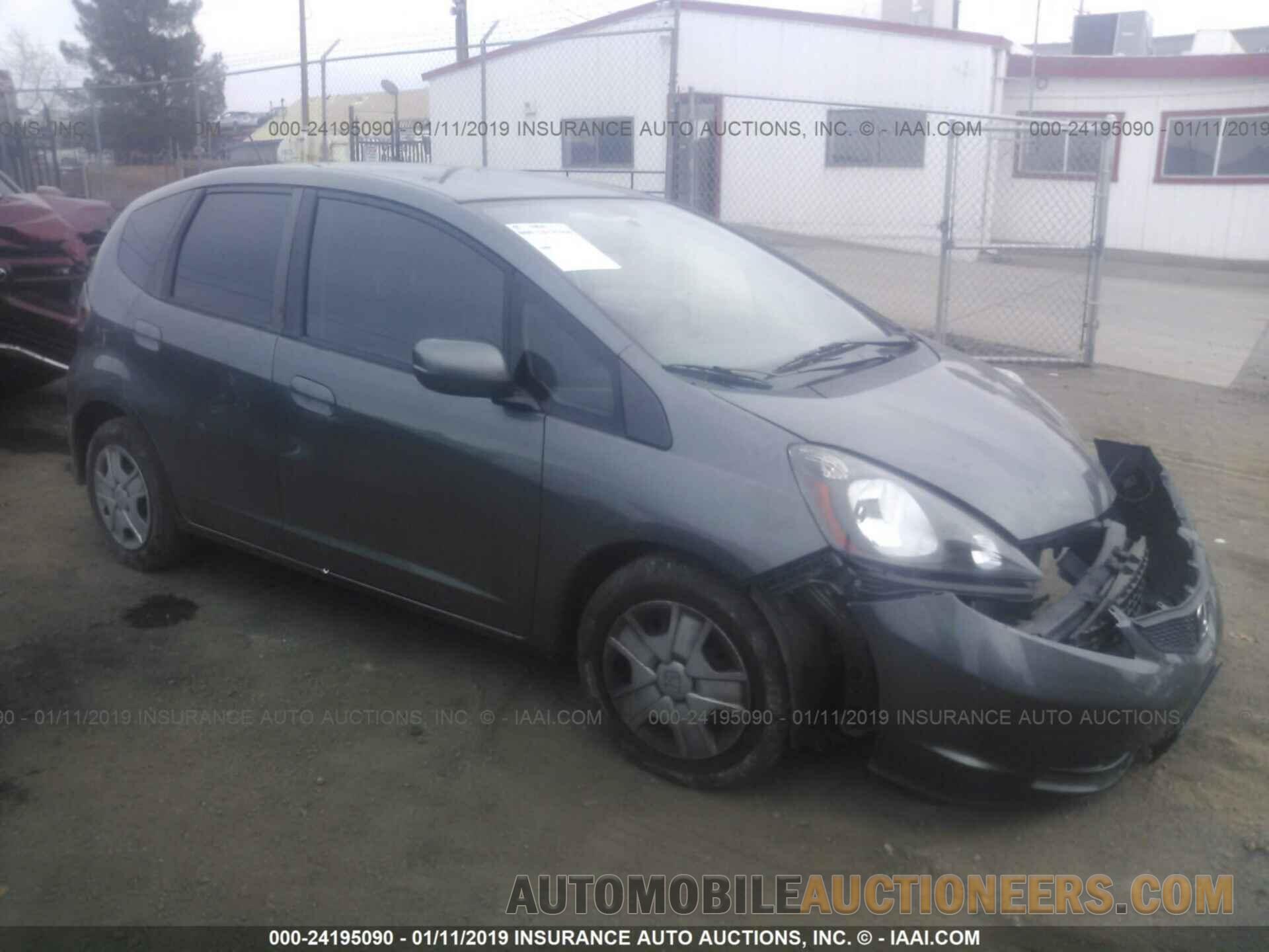 JHMGE8H34DC026570 HONDA FIT 2013