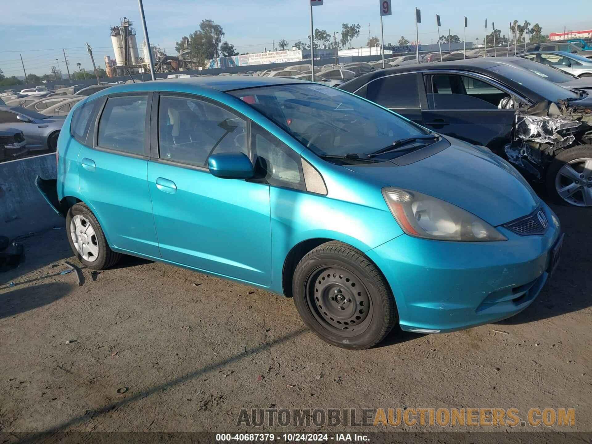 JHMGE8H35CC023028 HONDA FIT 2012