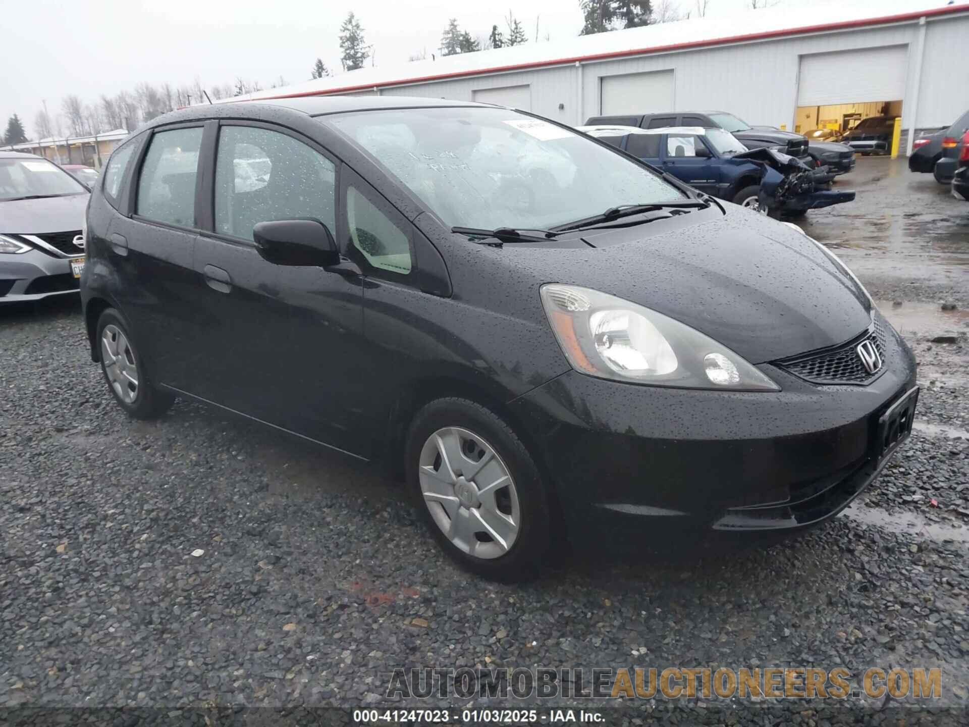 JHMGE8H36DC077584 HONDA FIT 2013