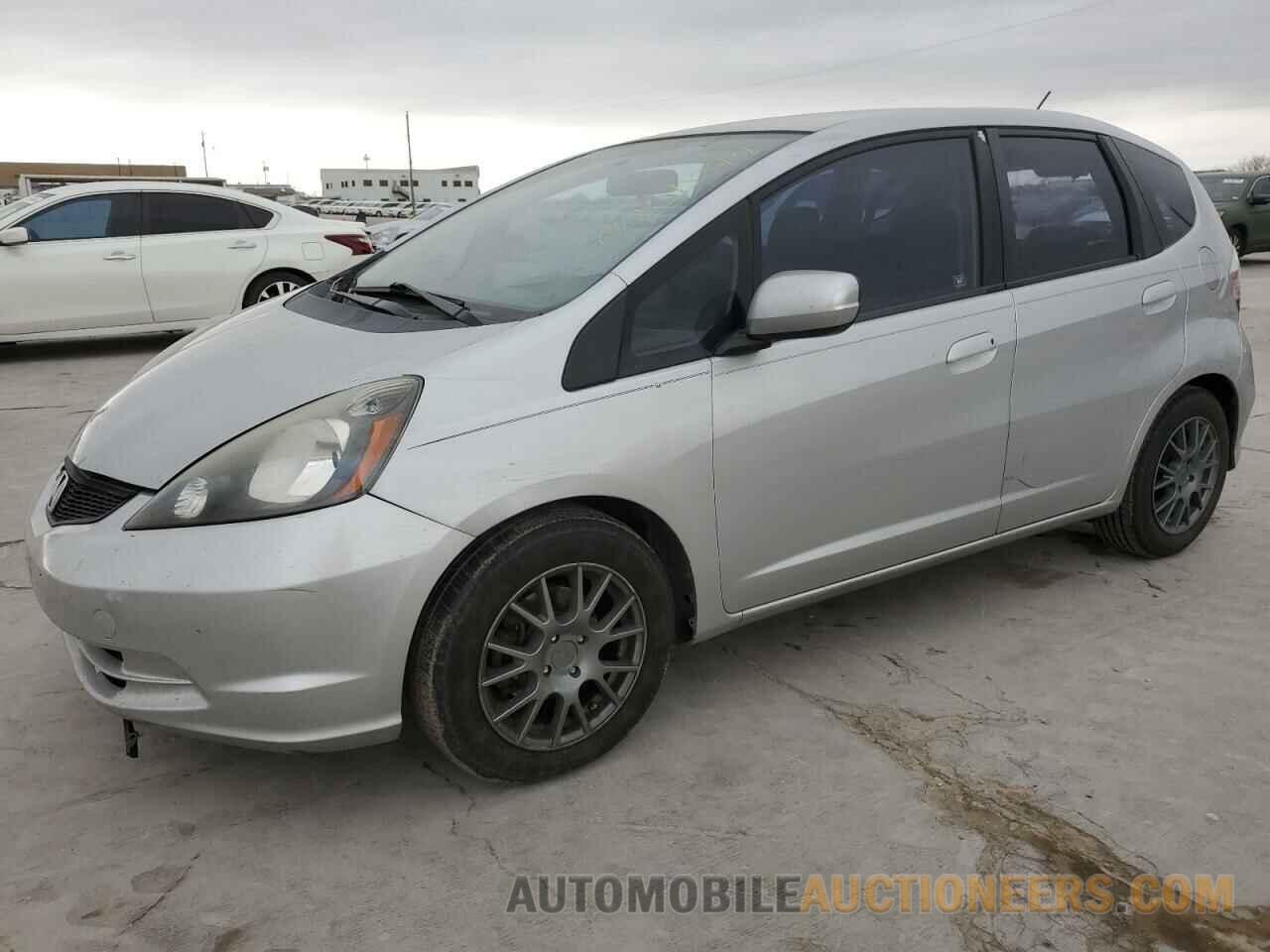 JHMGE8H37DC034646 HONDA FIT 2013