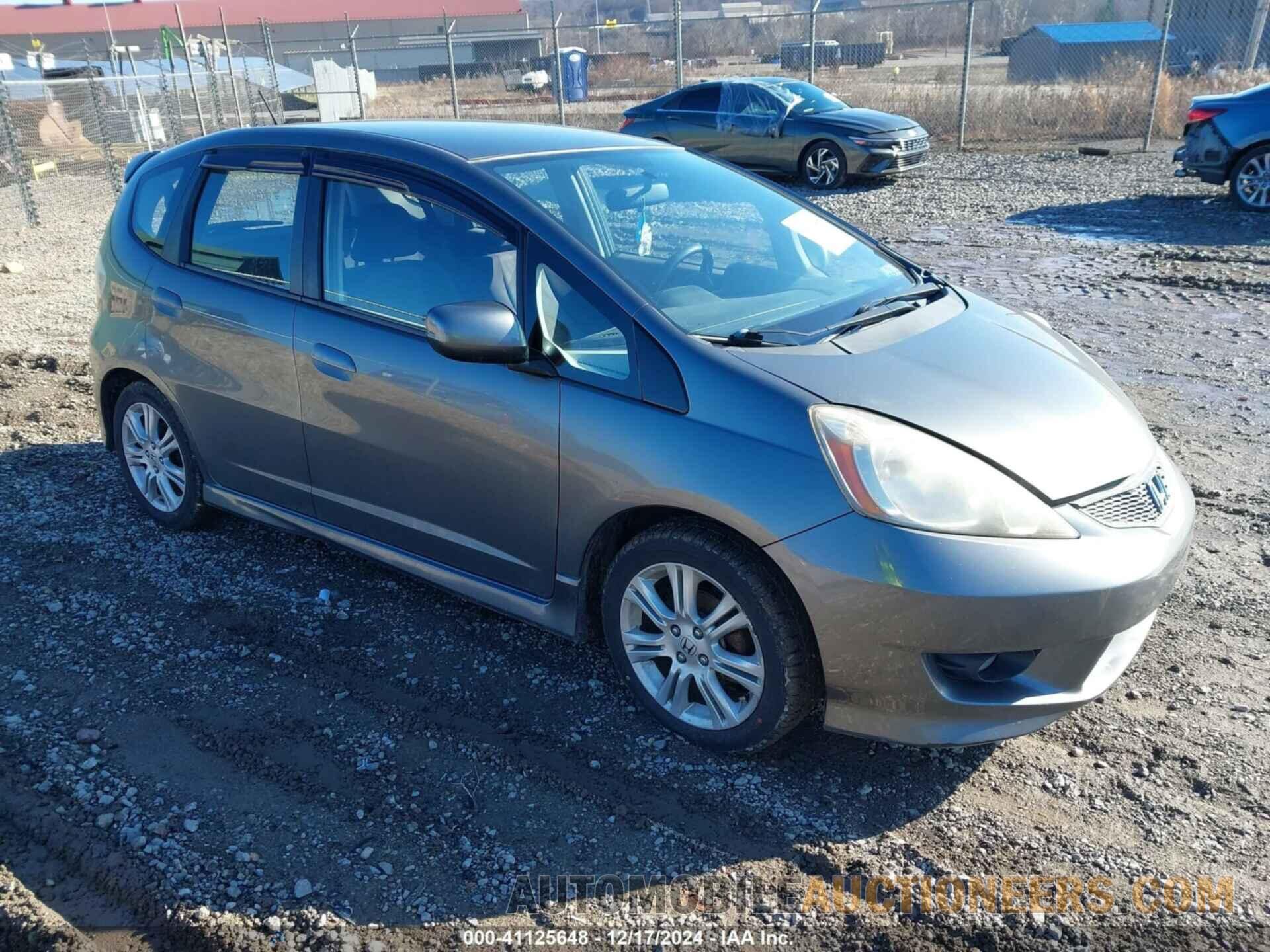 JHMGE8H53BC000198 HONDA FIT 2011