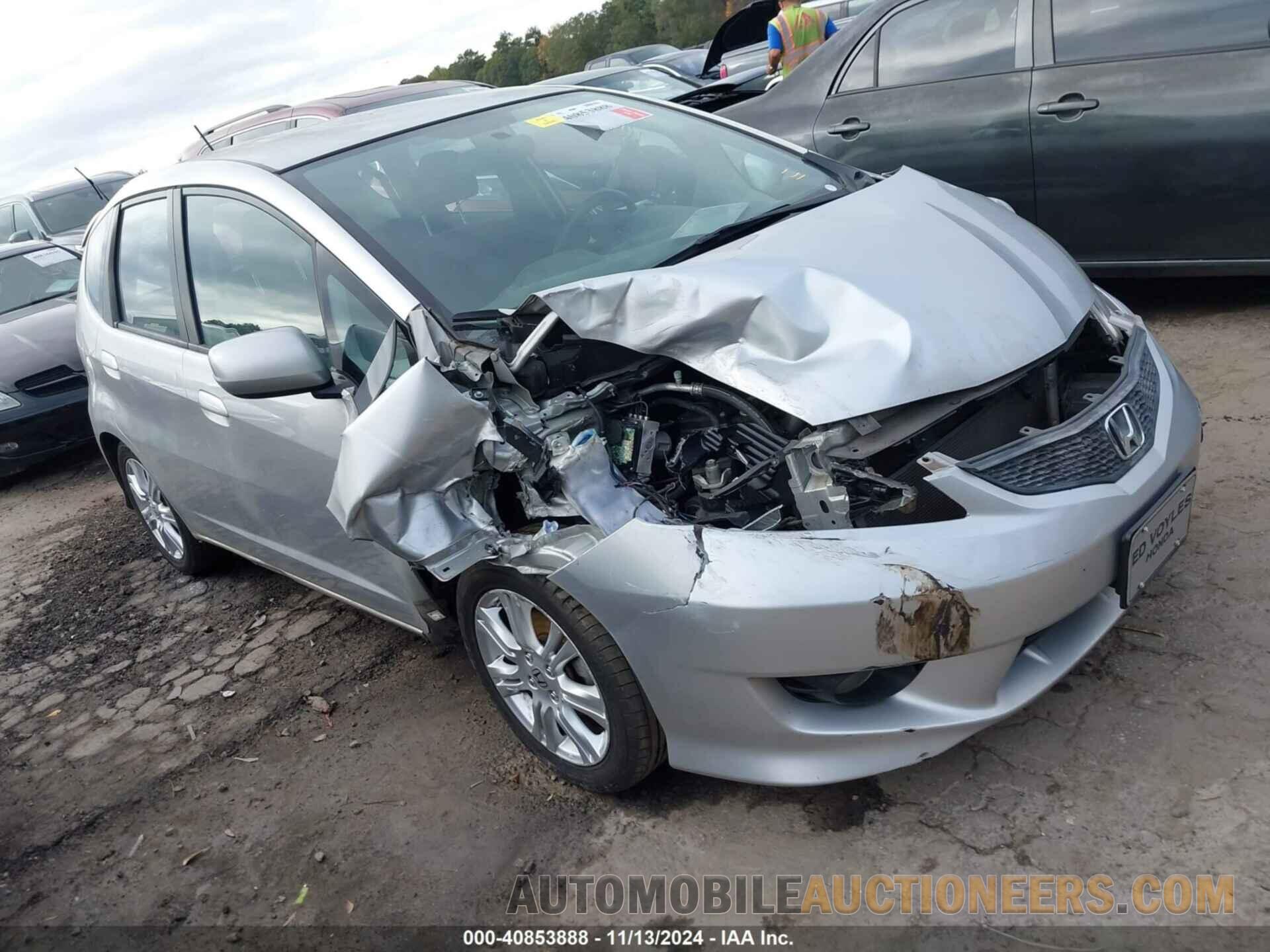 JHMGE8H53BS003432 HONDA FIT 2011