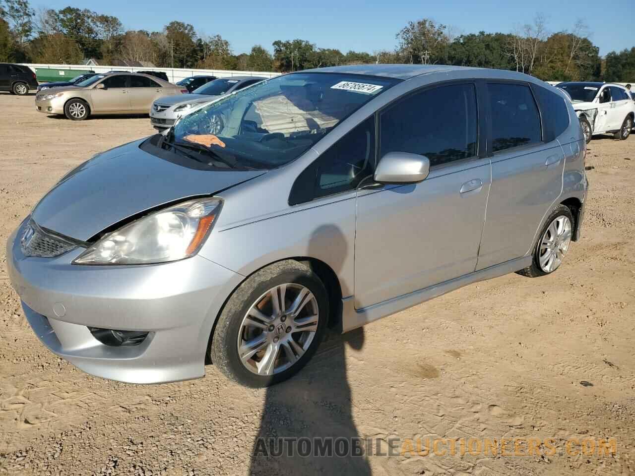 JHMGE8H56BS002646 HONDA FIT 2011