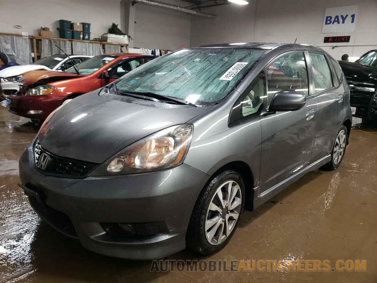 JHMGE8H57DC046698 HONDA FIT 2013