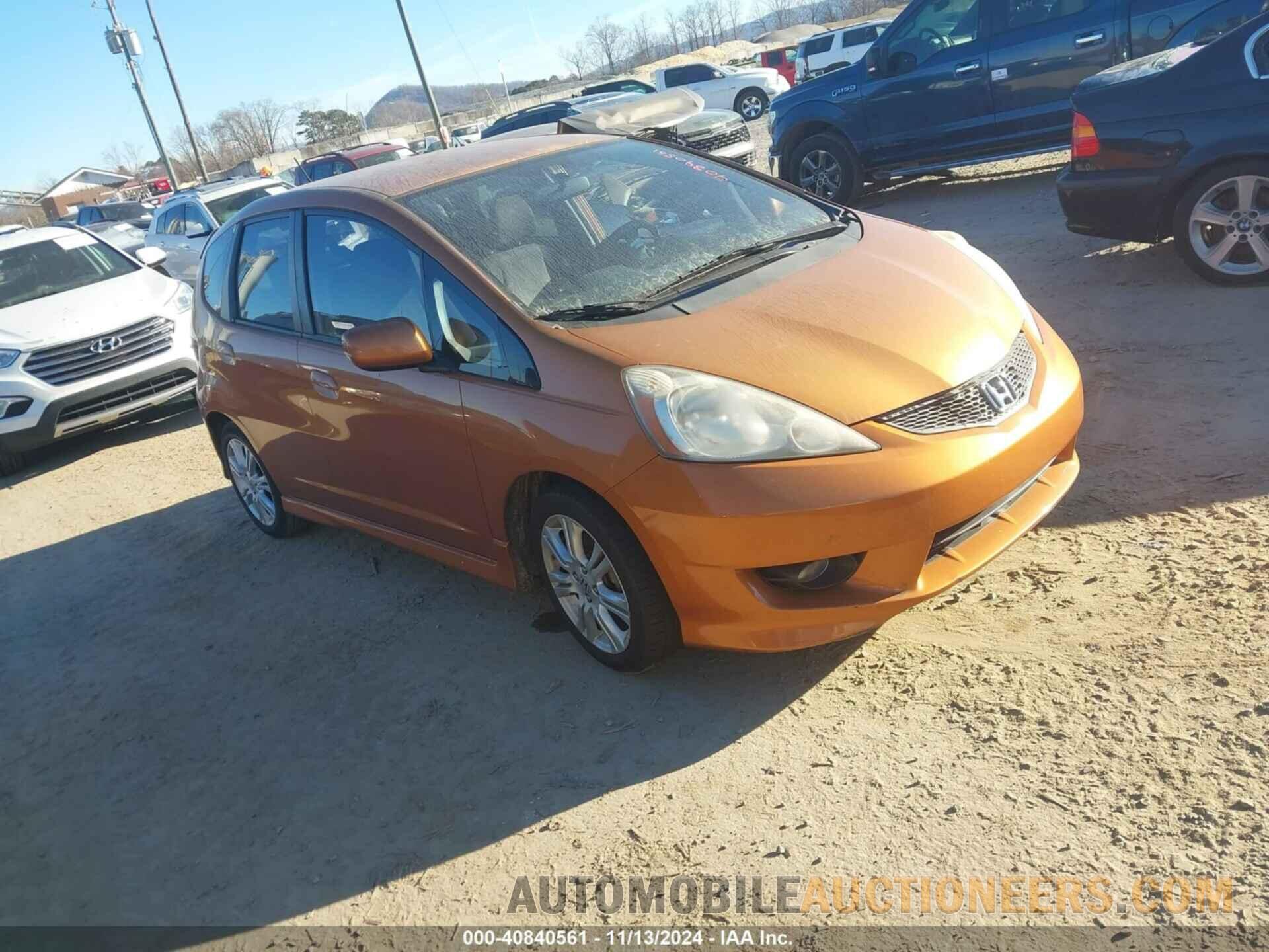 JHMGE8H58BS006553 HONDA FIT 2011