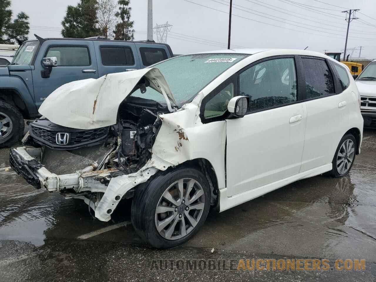 JHMGE8H69DC074141 HONDA FIT 2013