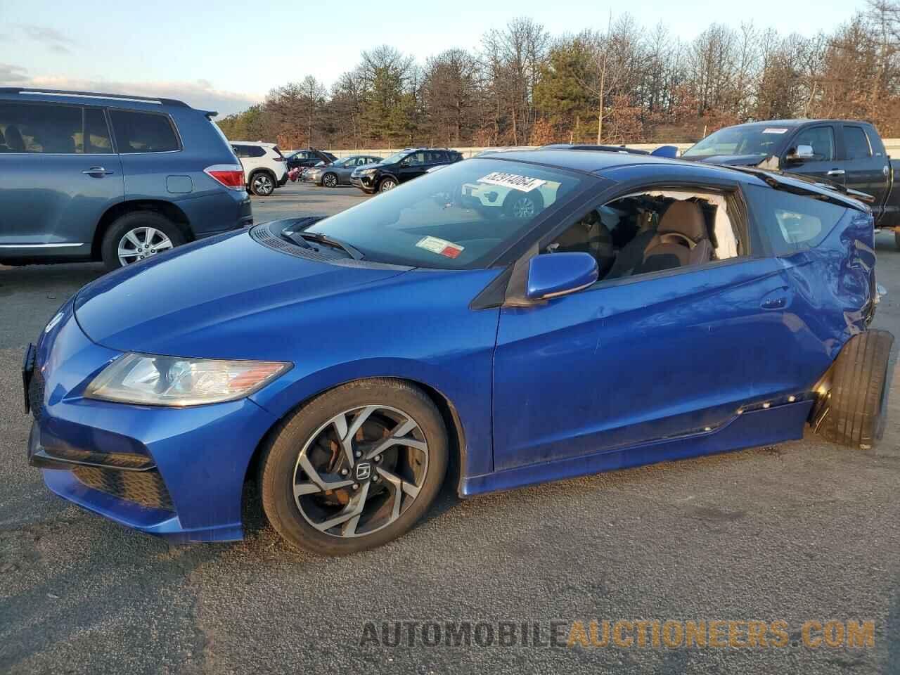 JHMZF1D43GS001147 HONDA CRZ 2016