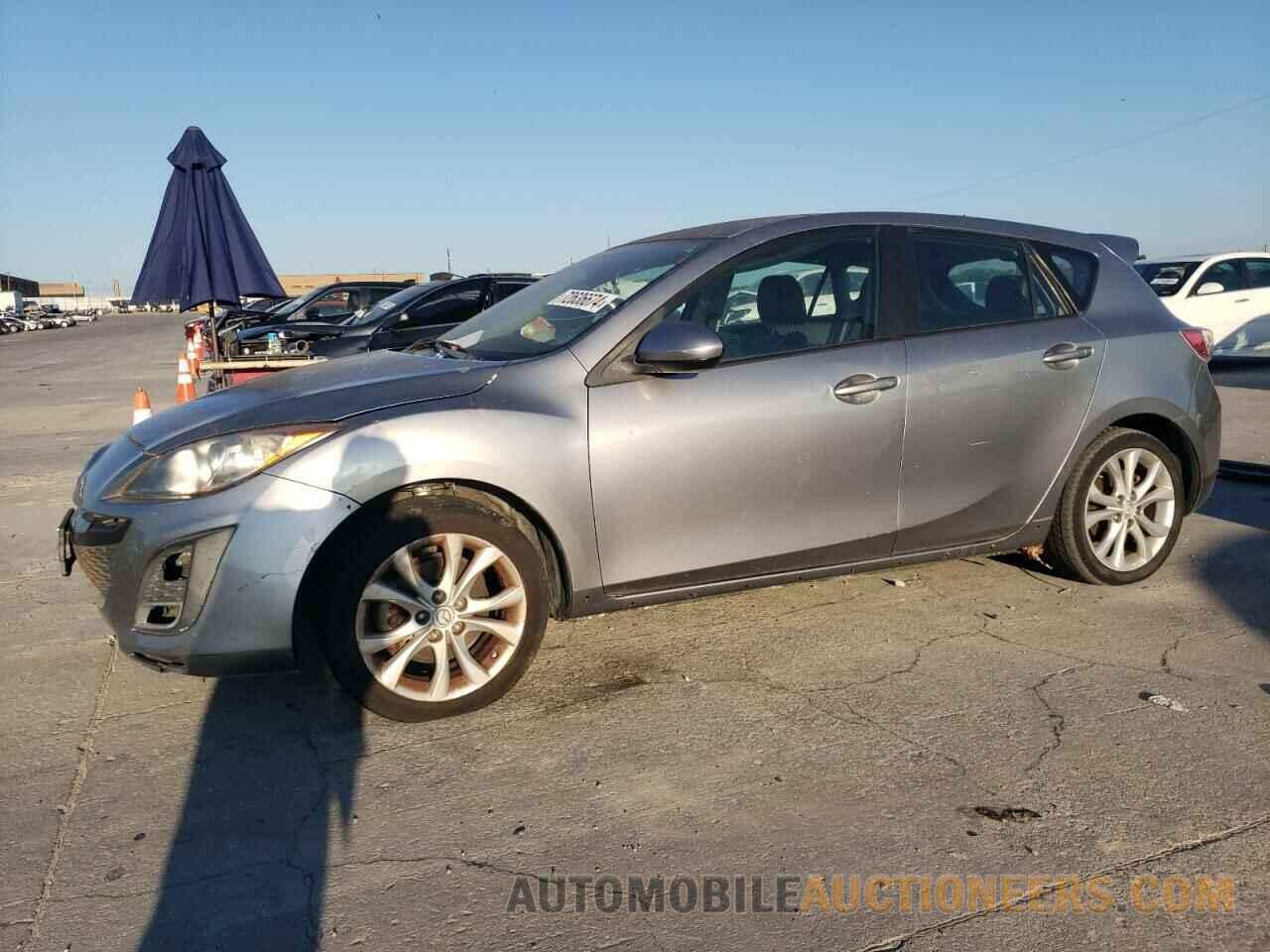 JM1BL1K57B1391871 MAZDA MAZDA3 2011