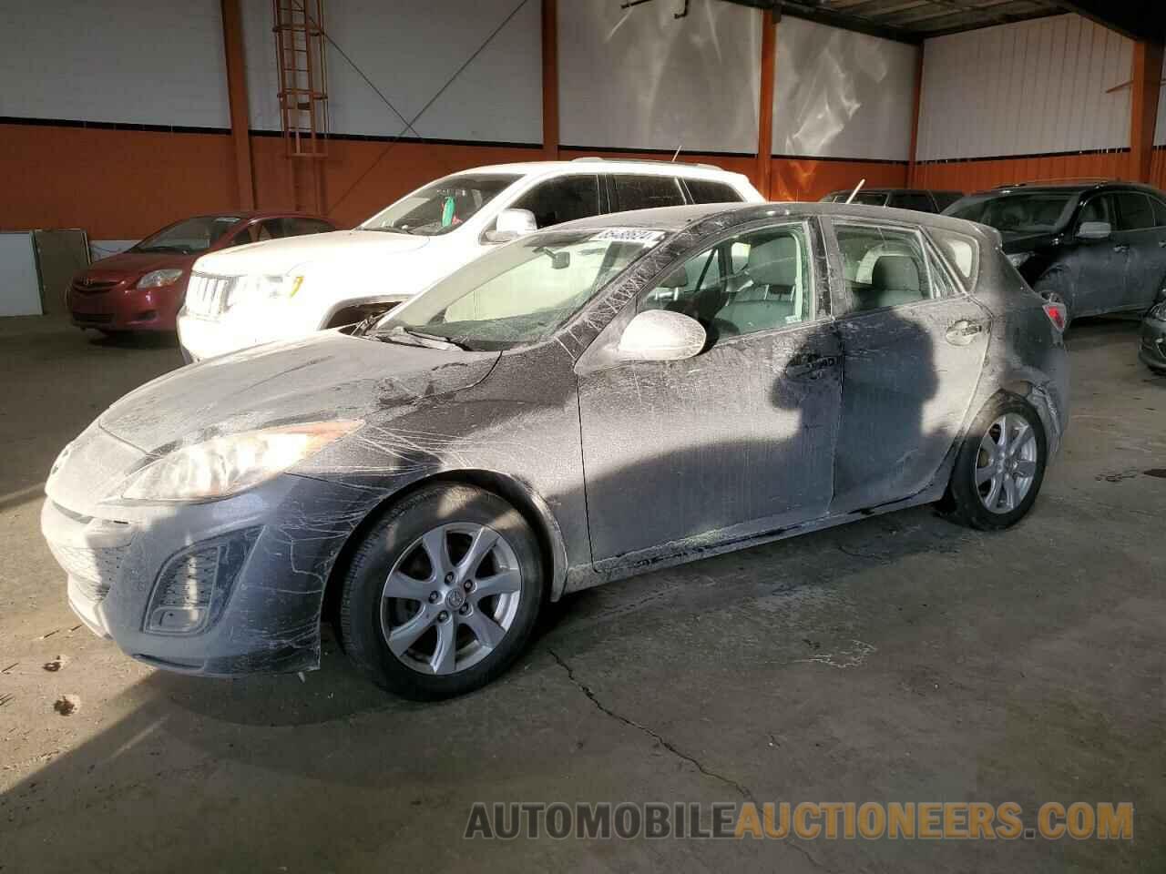 JM1BL1KF9B1359027 MAZDA 3 2011