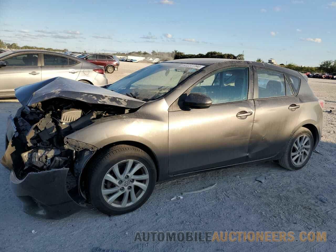 JM1BL1L7XC1564381 MAZDA 3 2012