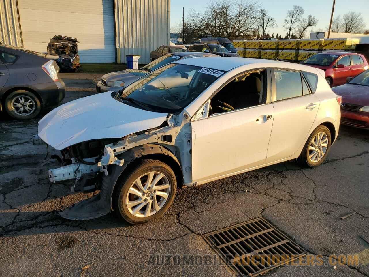 JM1BL1LP2D1736940 MAZDA 3 2013