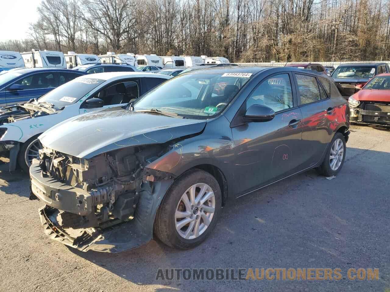 JM1BL1LPXD1780992 MAZDA 3 2013