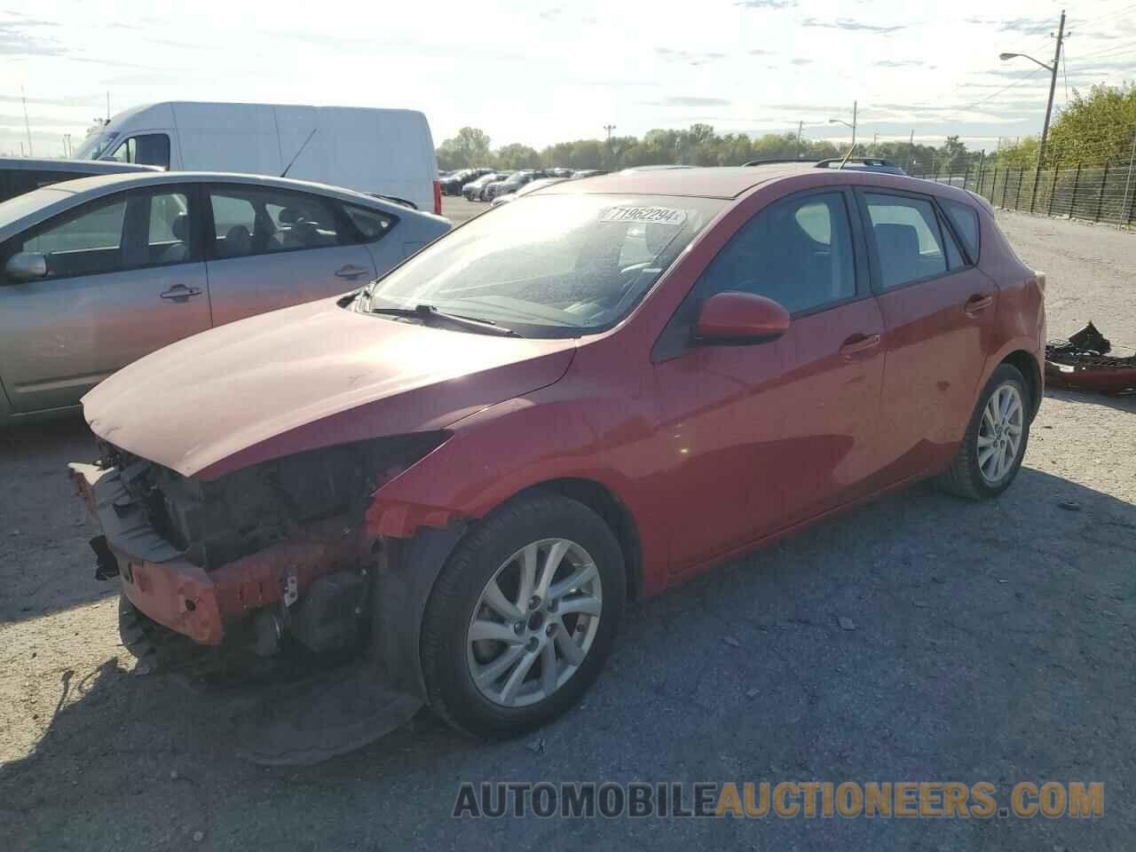 JM1BL1M71D1763609 MAZDA 3 2013