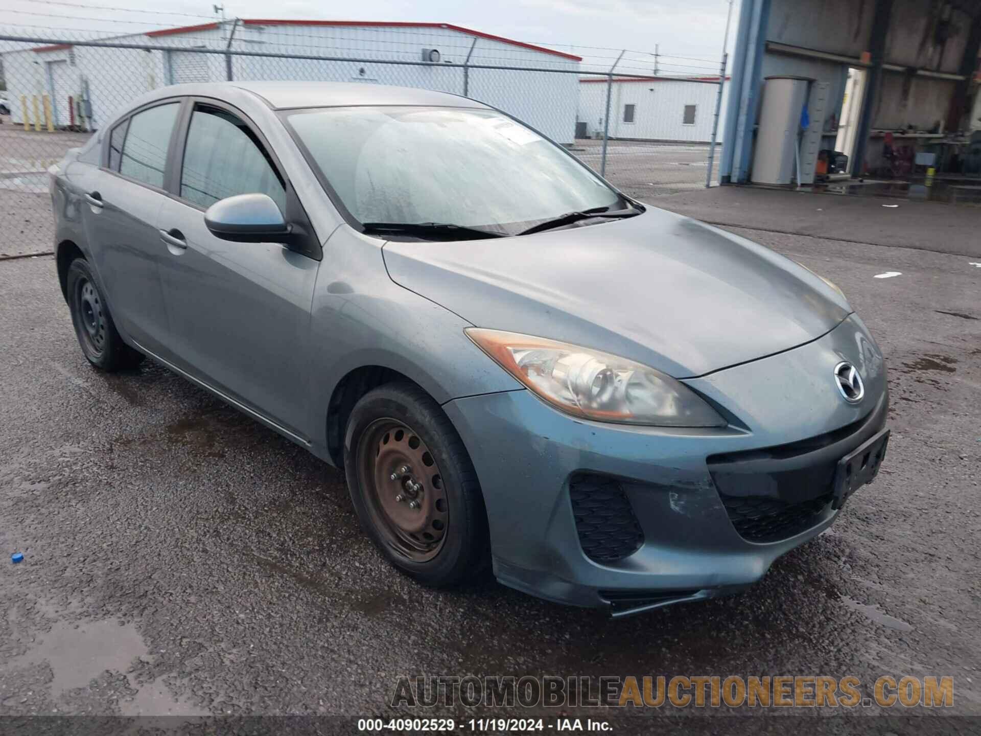 JM1BL1TF0D1759835 MAZDA MAZDA3 2013