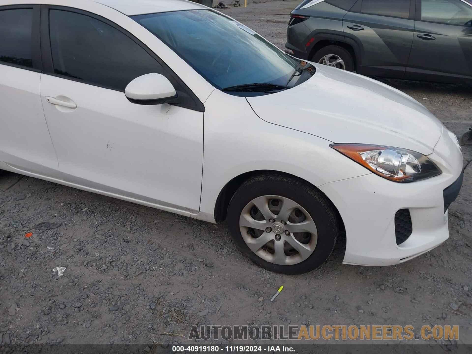 JM1BL1TF2D1714928 MAZDA MAZDA3 2013