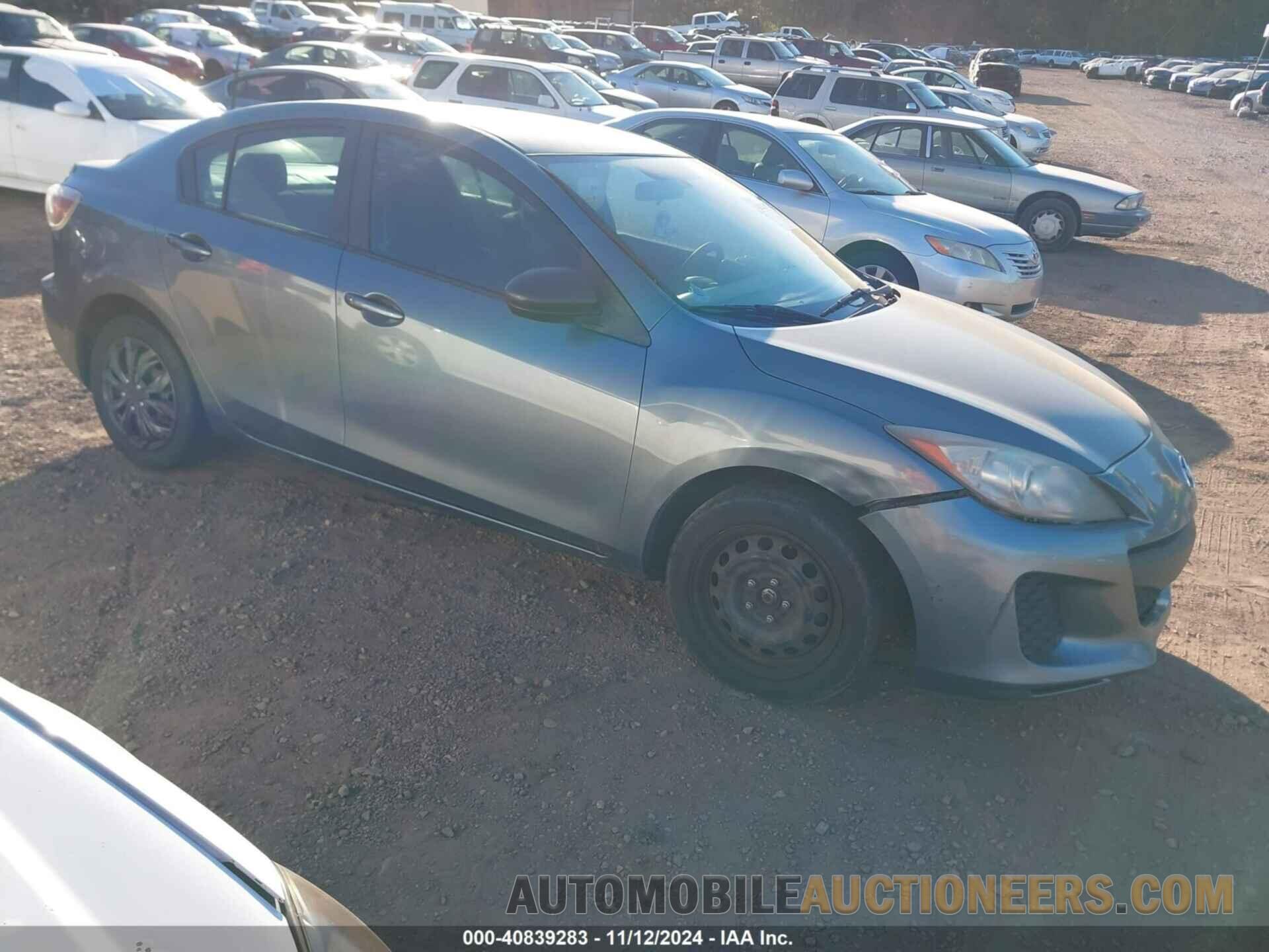 JM1BL1TF9D1721312 MAZDA MAZDA3 2013