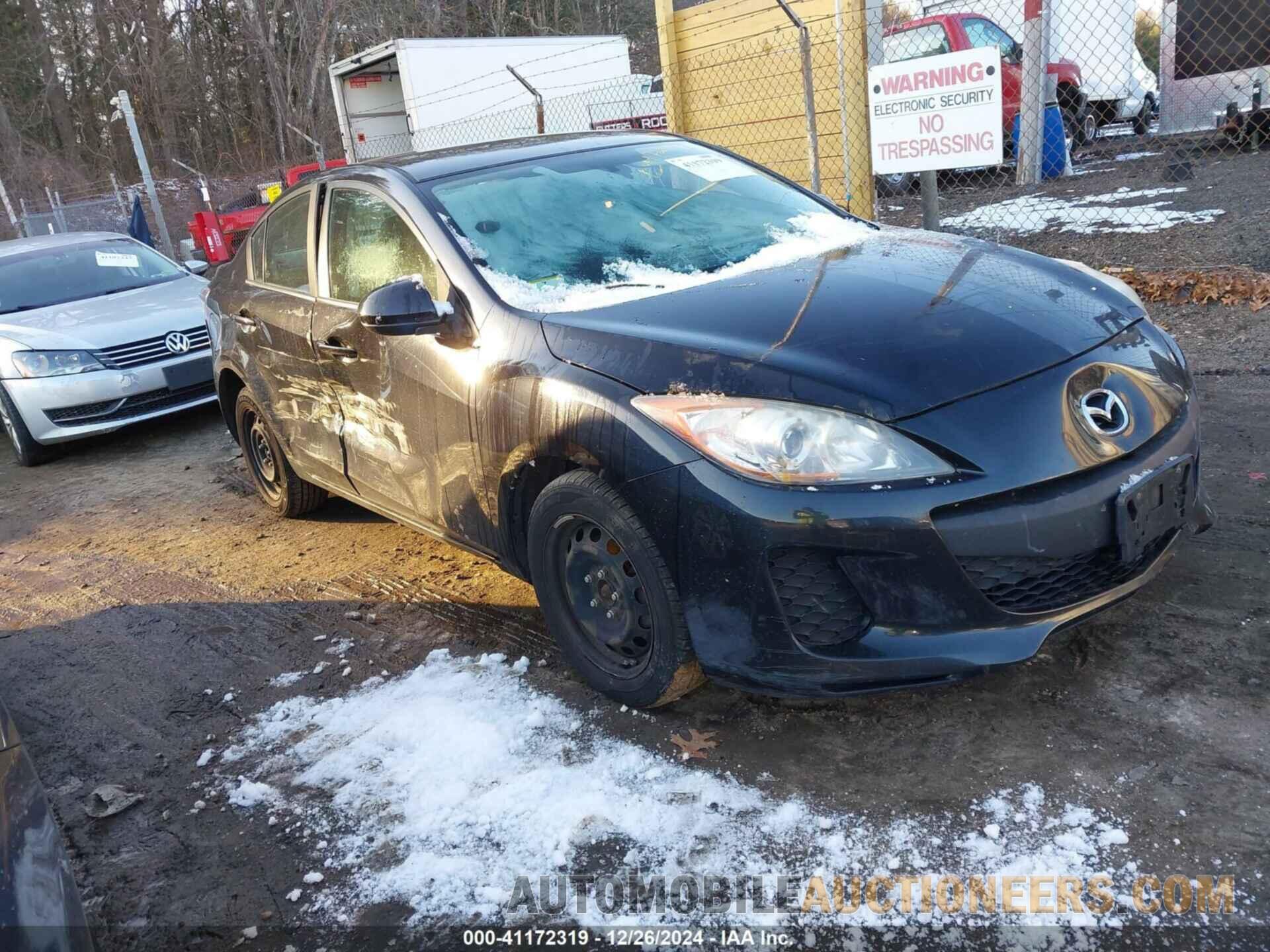 JM1BL1TG0D1840536 MAZDA MAZDA3 2013