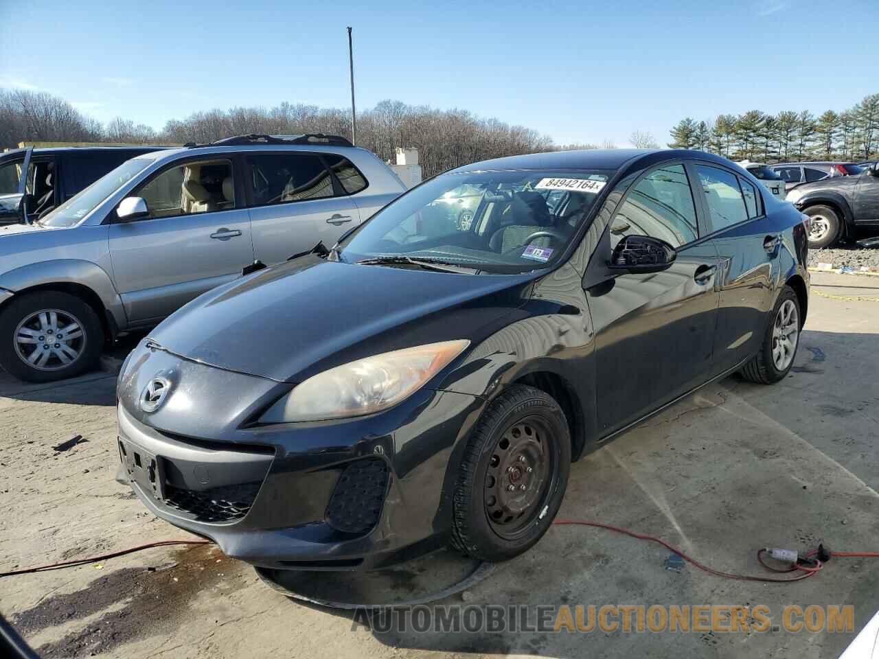 JM1BL1TG4D1812075 MAZDA 3 2013