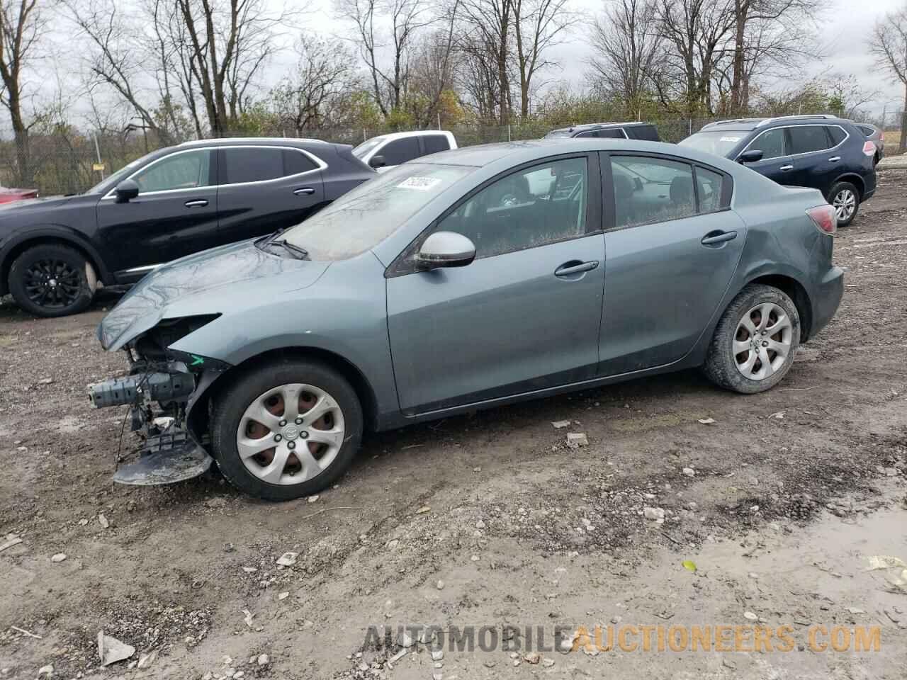 JM1BL1TG6D1762487 MAZDA 3 2013