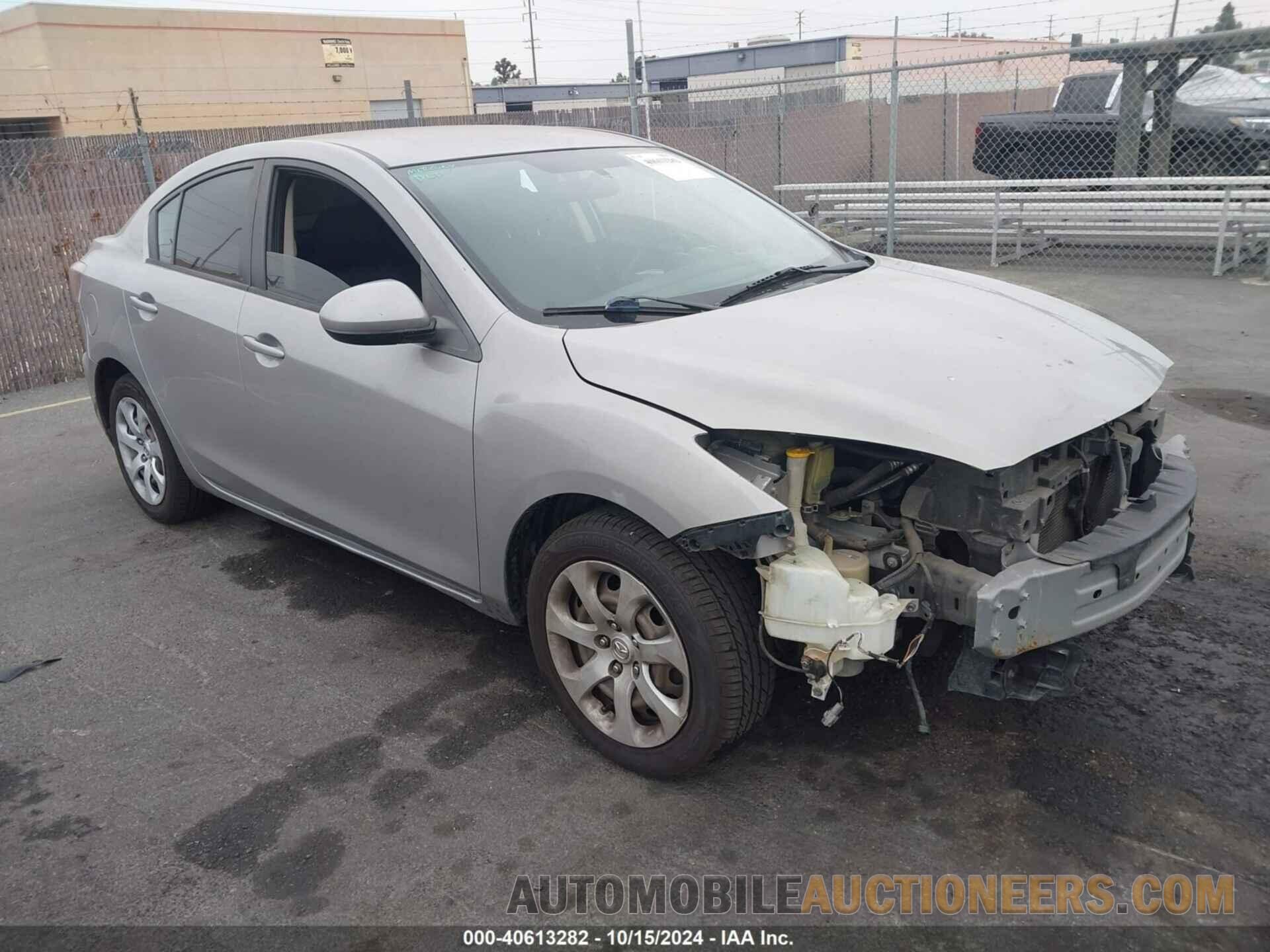 JM1BL1TGXD1730979 MAZDA MAZDA3 2013