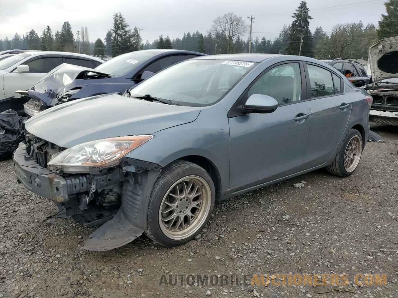 JM1BL1TGXD1763268 MAZDA 3 2013