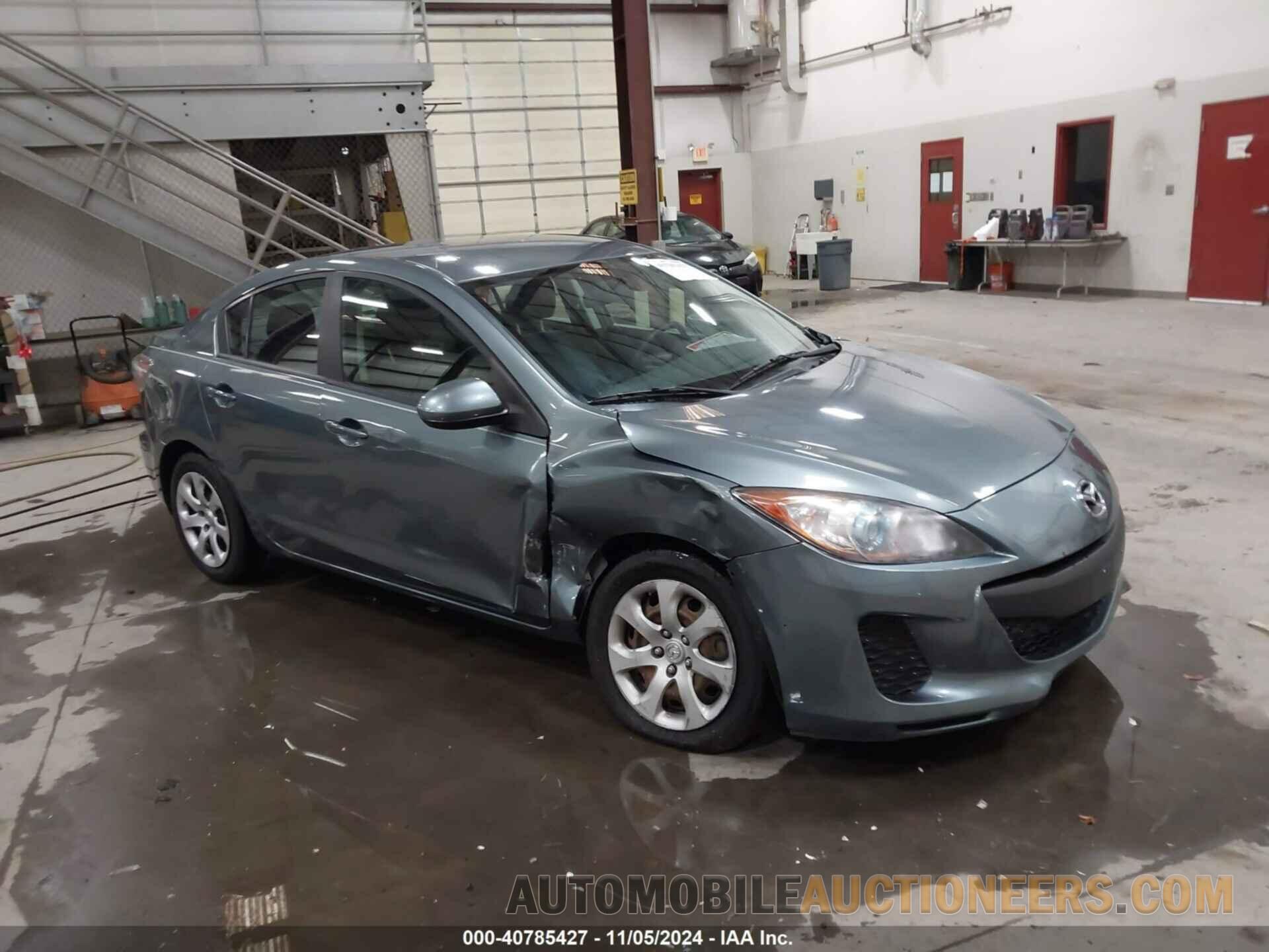 JM1BL1U76D1703826 MAZDA MAZDA3 2013