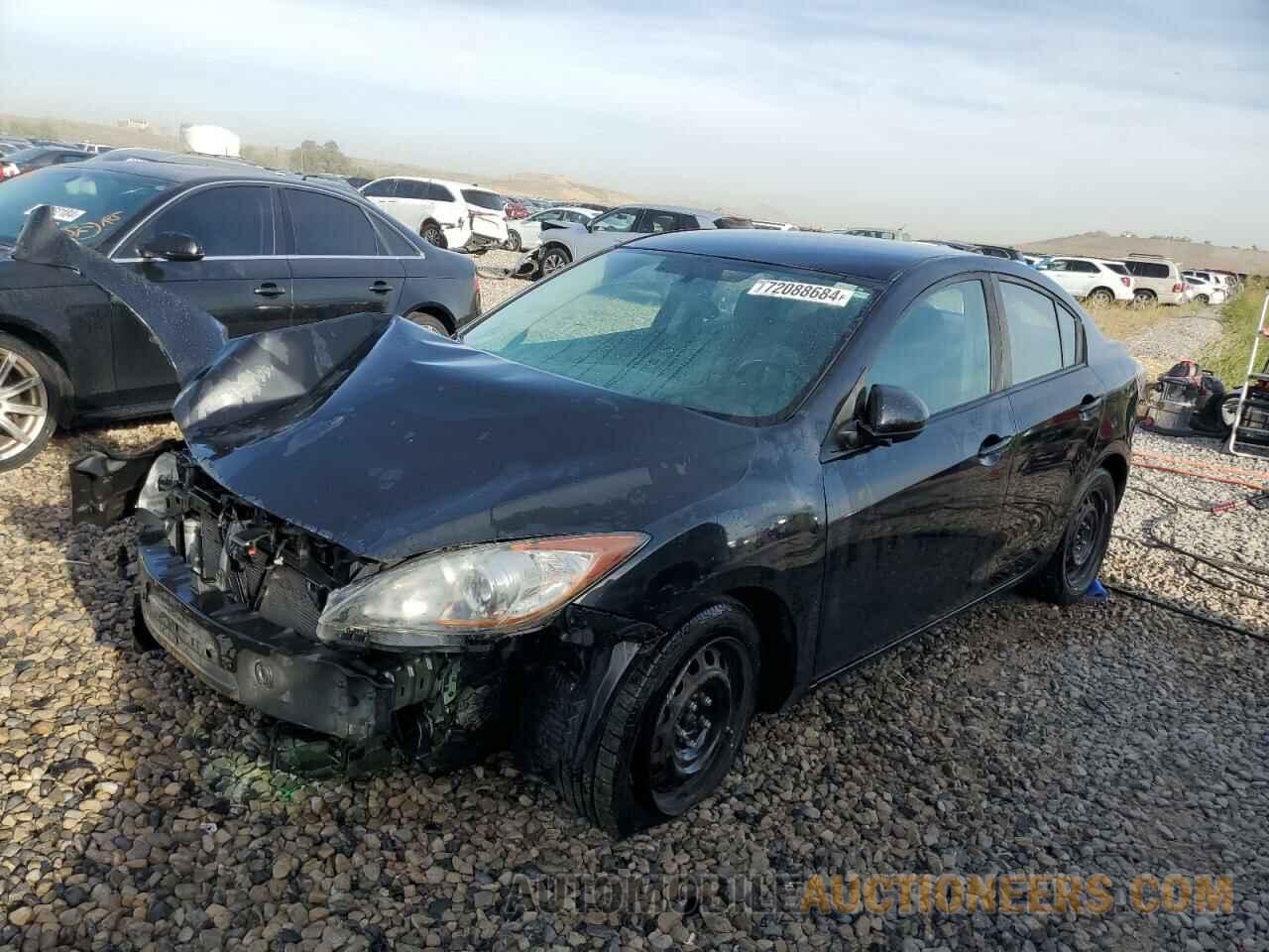 JM1BL1UF1B1478980 MAZDA 3 2011