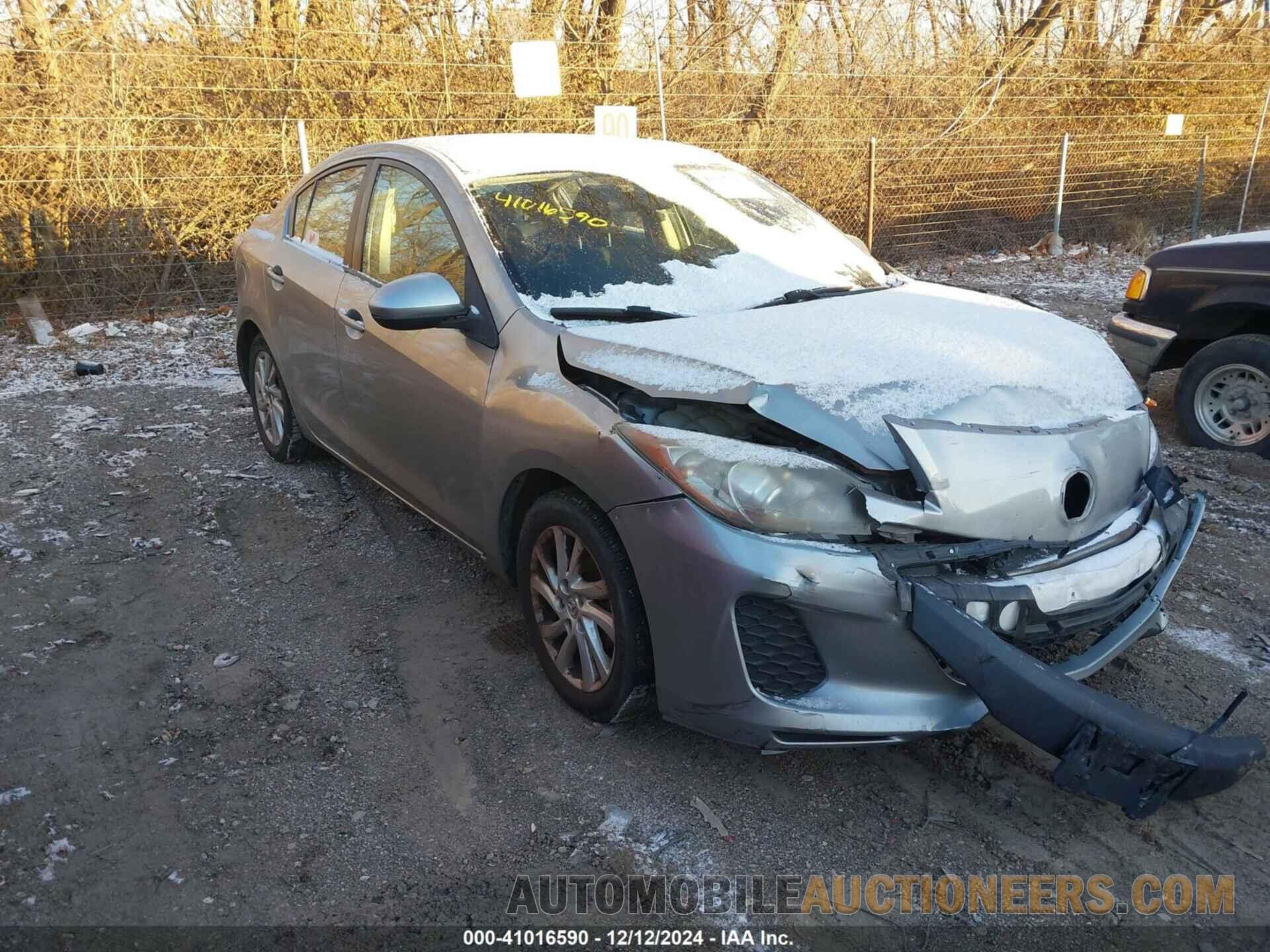 JM1BL1UF4C1576774 MAZDA MAZDA3 2012