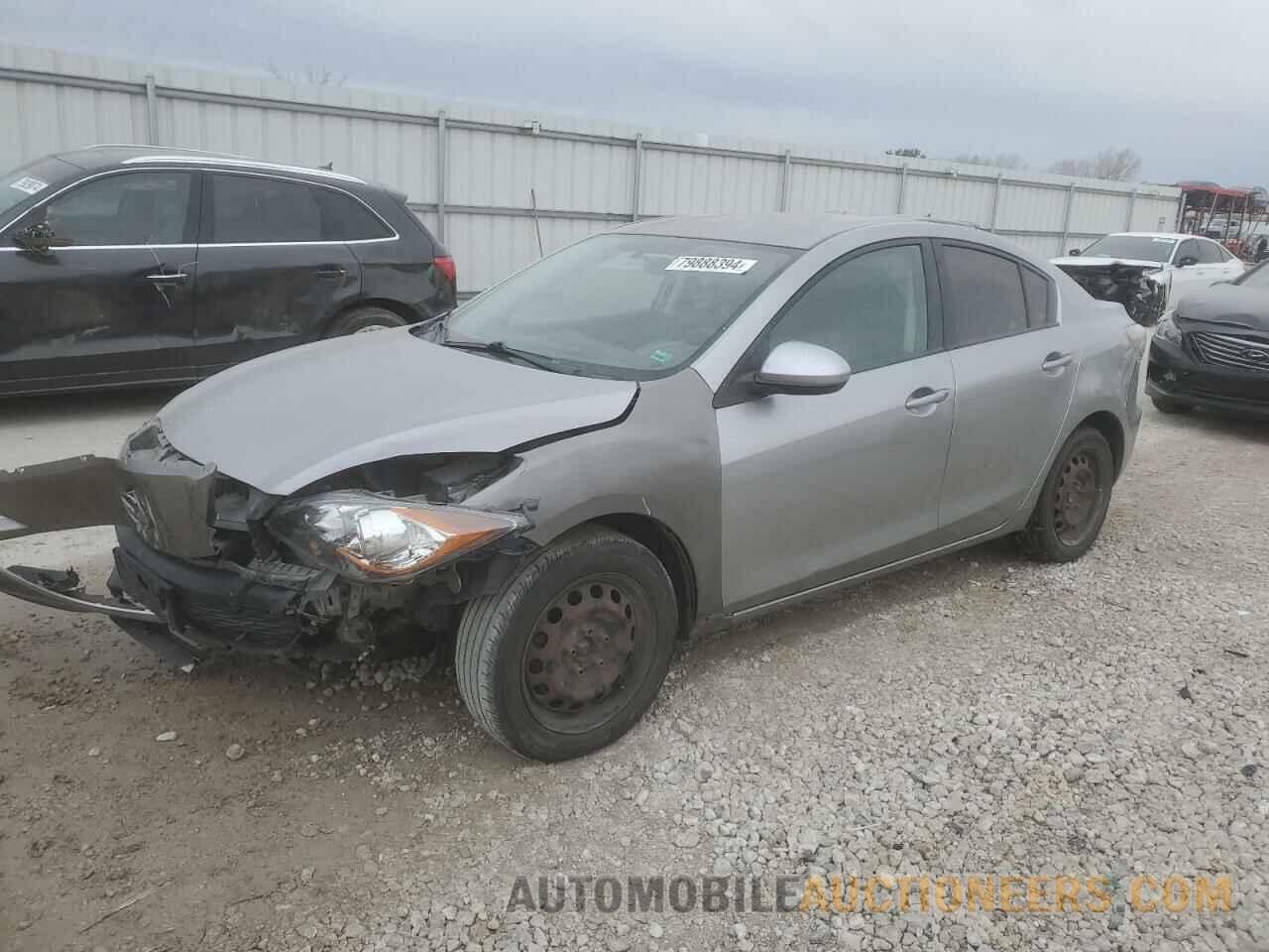 JM1BL1UF6B1405457 MAZDA 3 2011