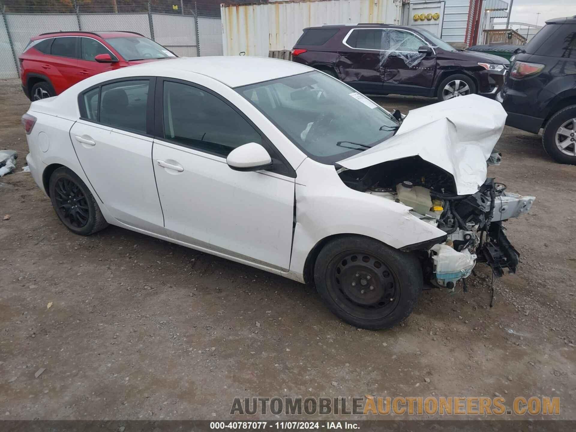 JM1BL1UF8B1471394 MAZDA MAZDA3 2011