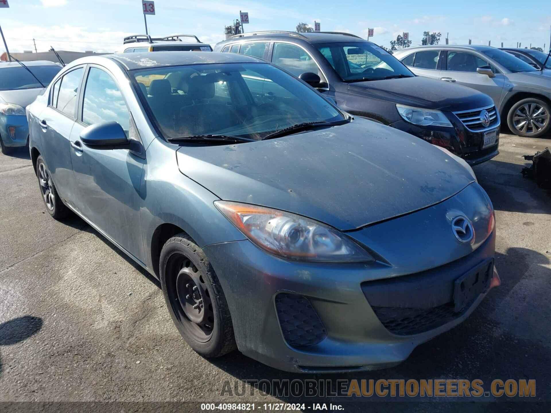 JM1BL1UF8C1553014 MAZDA MAZDA3 2012