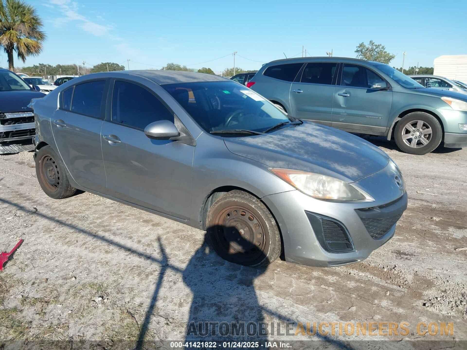 JM1BL1UG5B1410108 MAZDA MAZDA3 2011