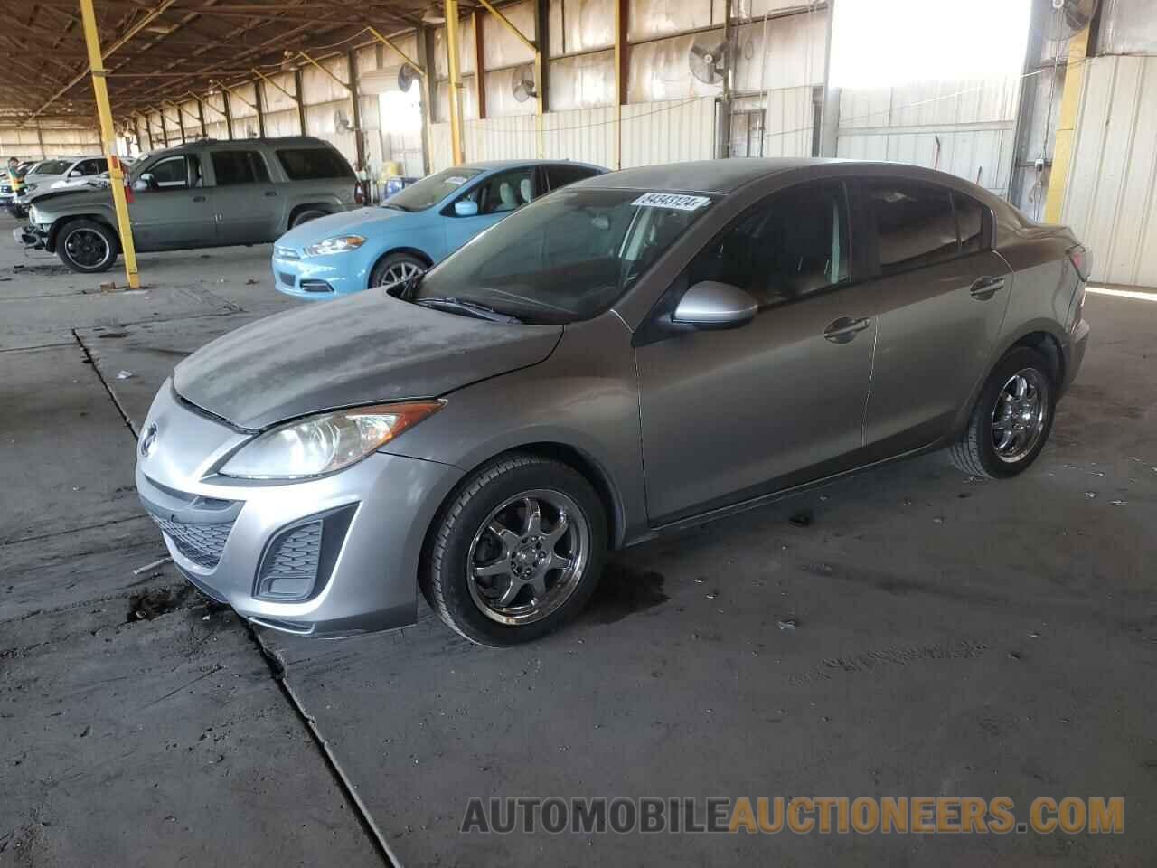 JM1BL1UG8B1384538 MAZDA 3 2011