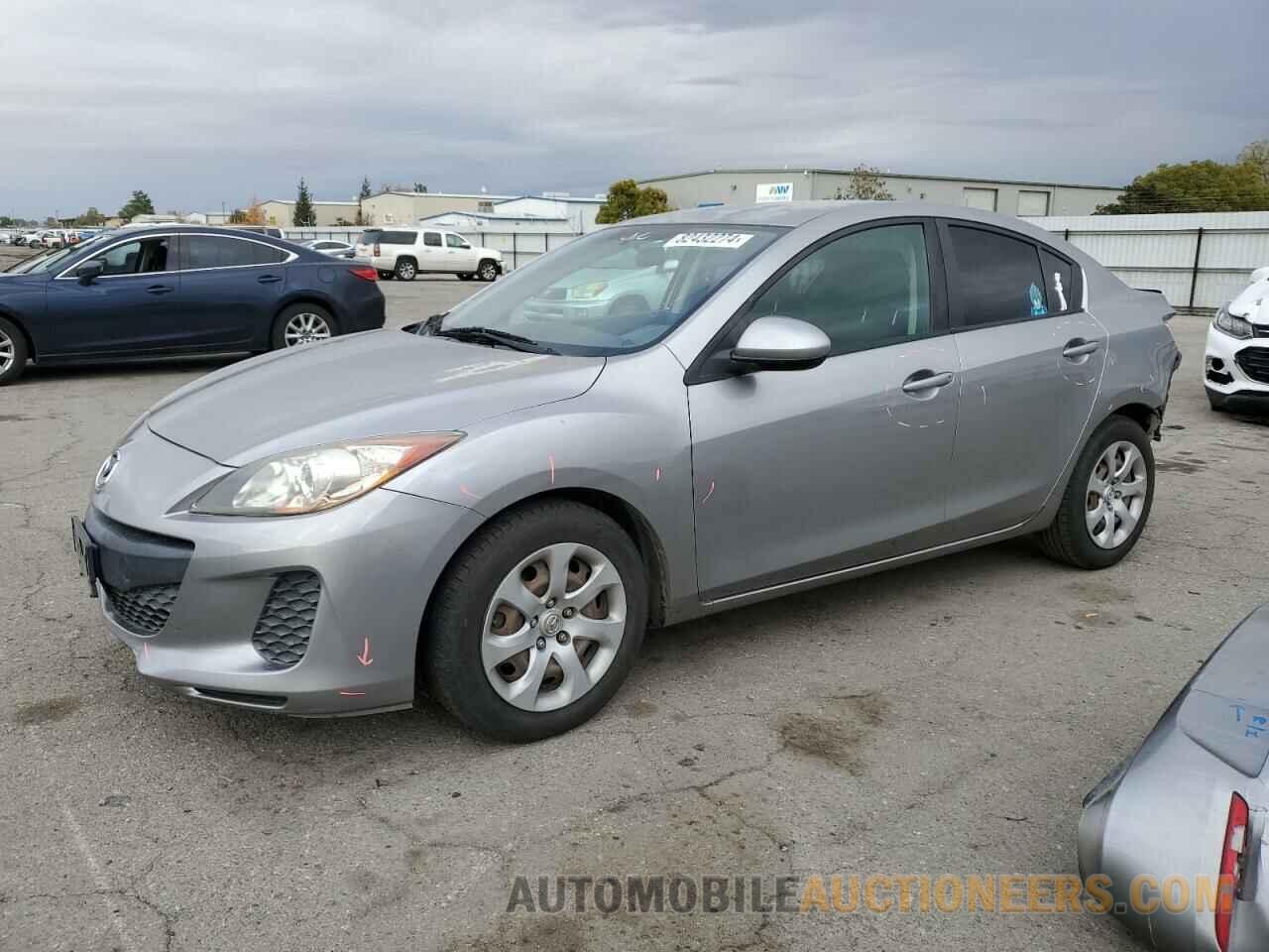 JM1BL1UGXC1528544 MAZDA 3 2012