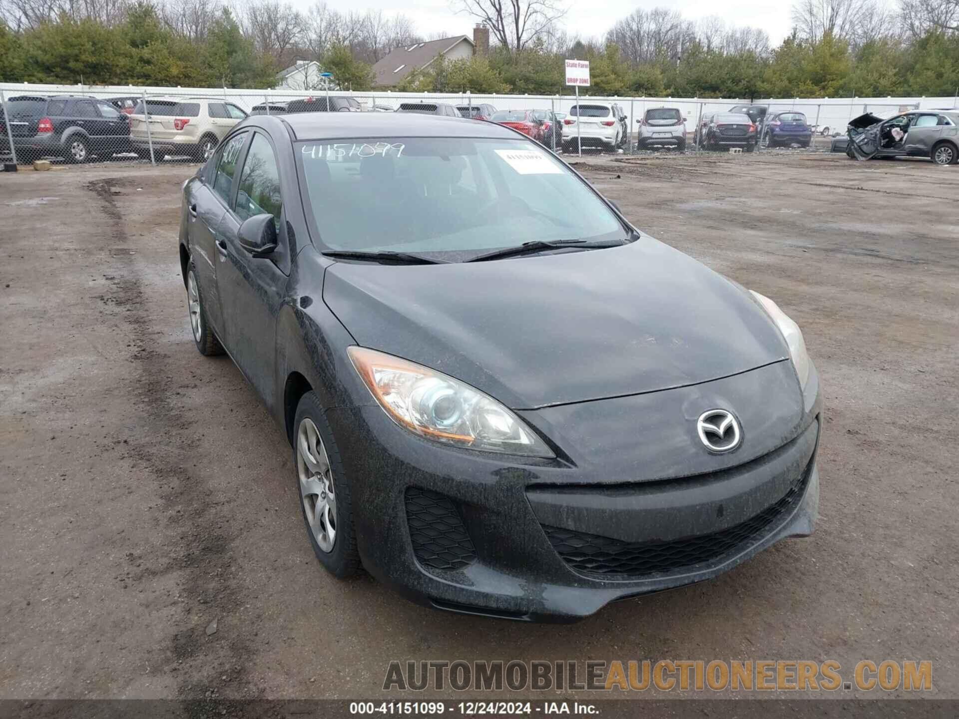 JM1BL1UP4D1755133 MAZDA MAZDA3 2013