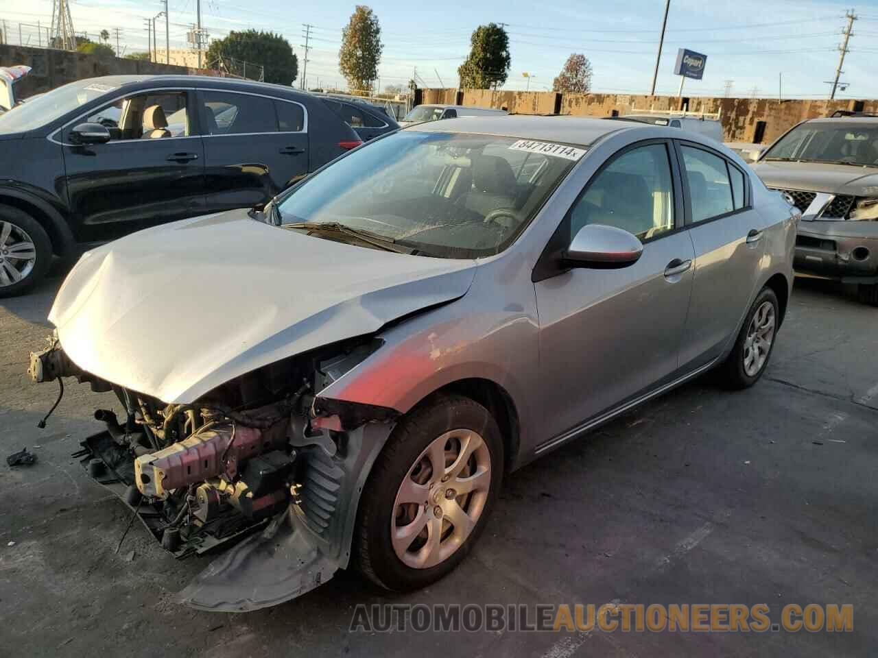 JM1BL1UP4D1791193 MAZDA 3 2013