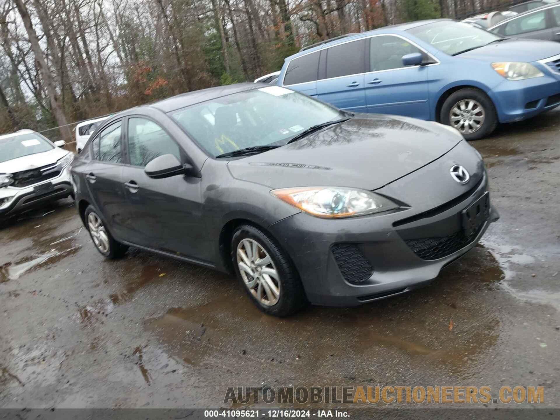 JM1BL1V77C1555831 MAZDA MAZDA3 2012