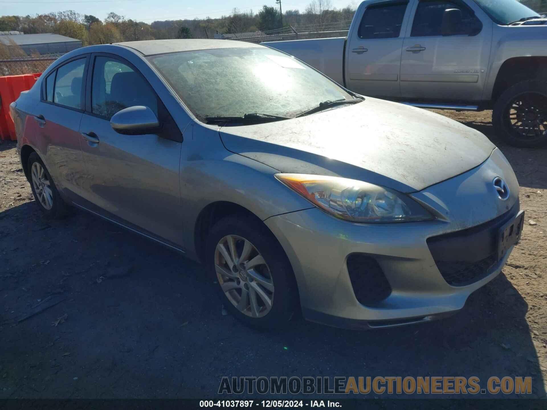 JM1BL1V7XC1566242 MAZDA 3 2012